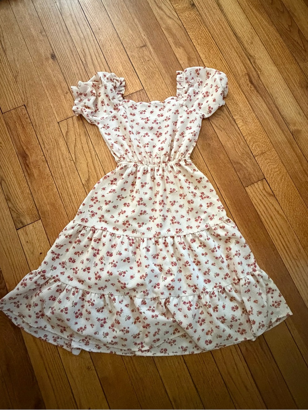 Women’s Cream Floral Tiered Dress with Puff Sleeves -S